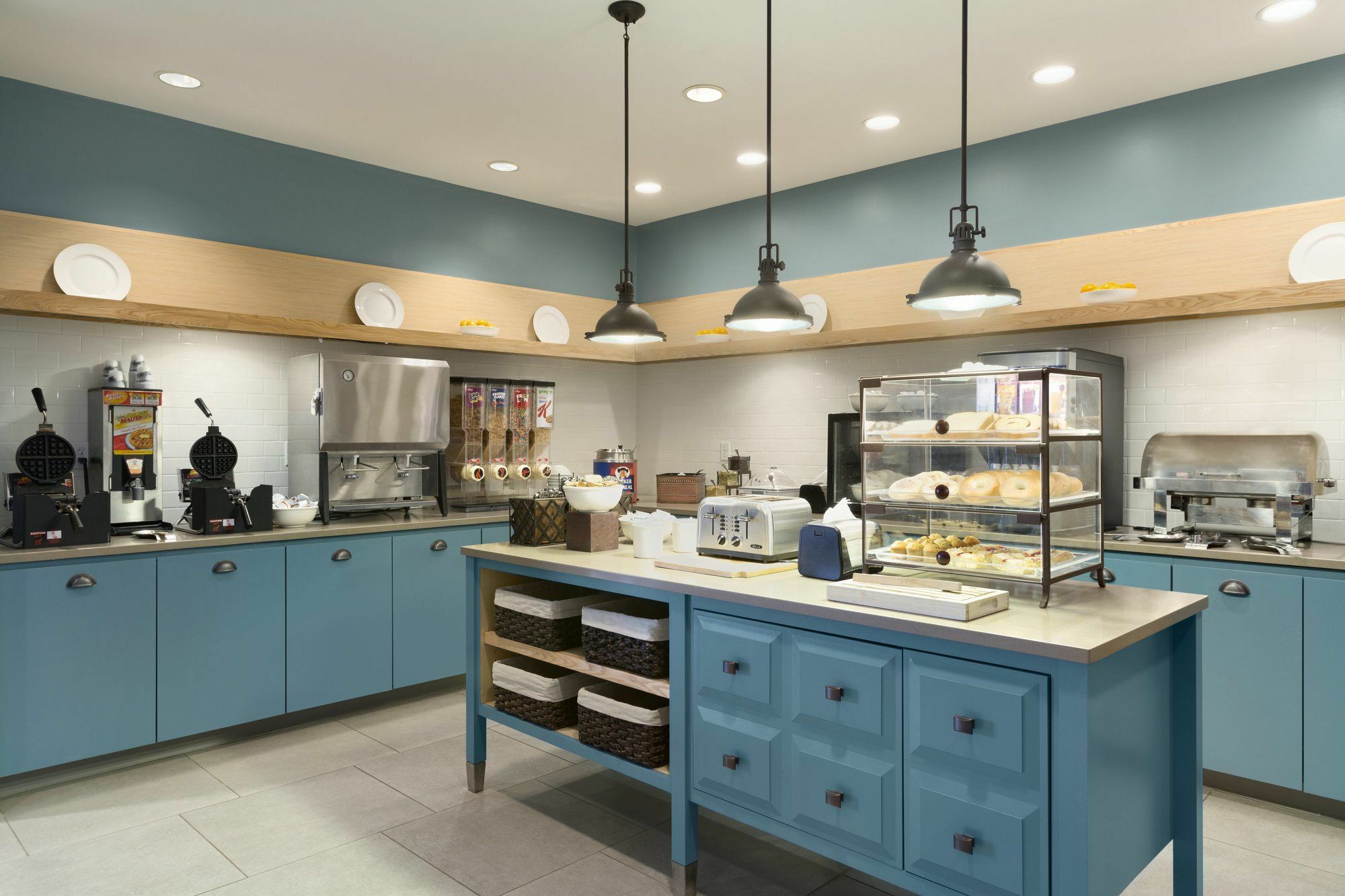 Holiday Inn Express & Suites Marquette By Ihg Bagian luar foto